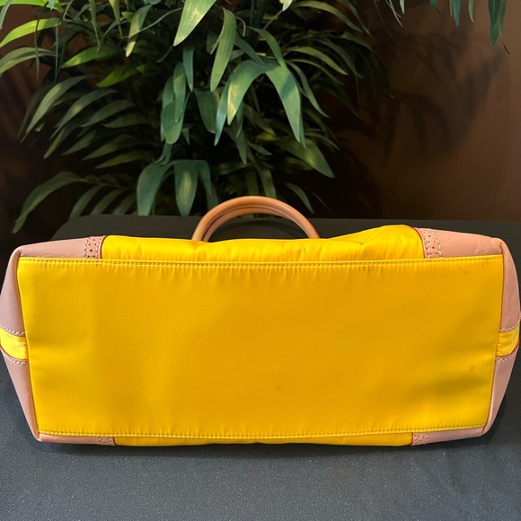 Hardly Used, in Good Condition Kate Spade Tote - Picture 5 of 10